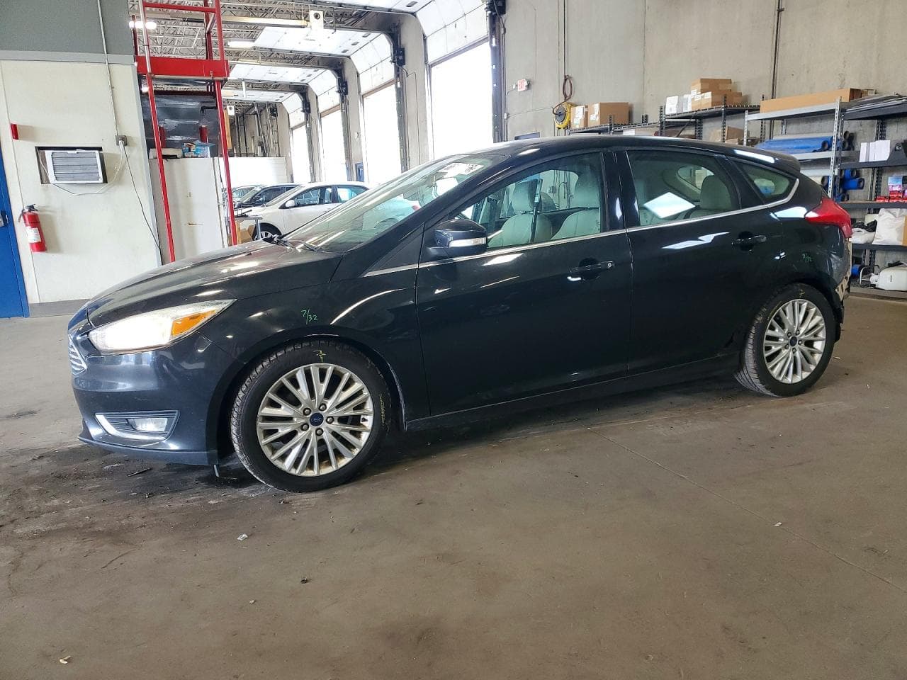 FORD FOCUS