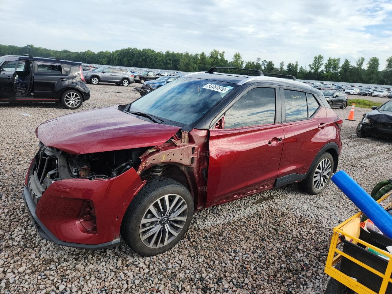 NISSAN KICKS