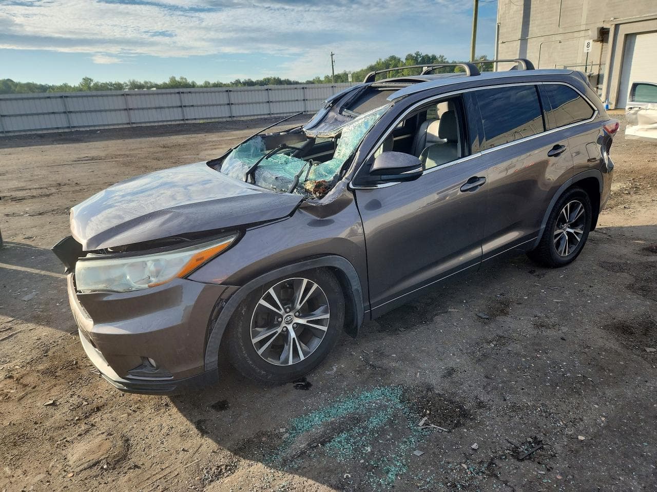 TOYOTA HIGHLANDER