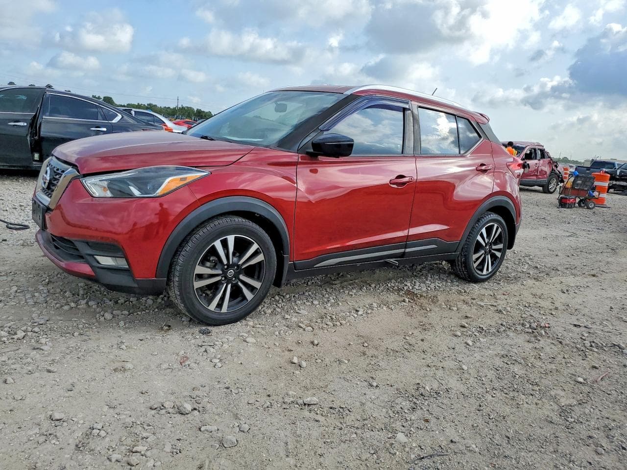 NISSAN KICKS