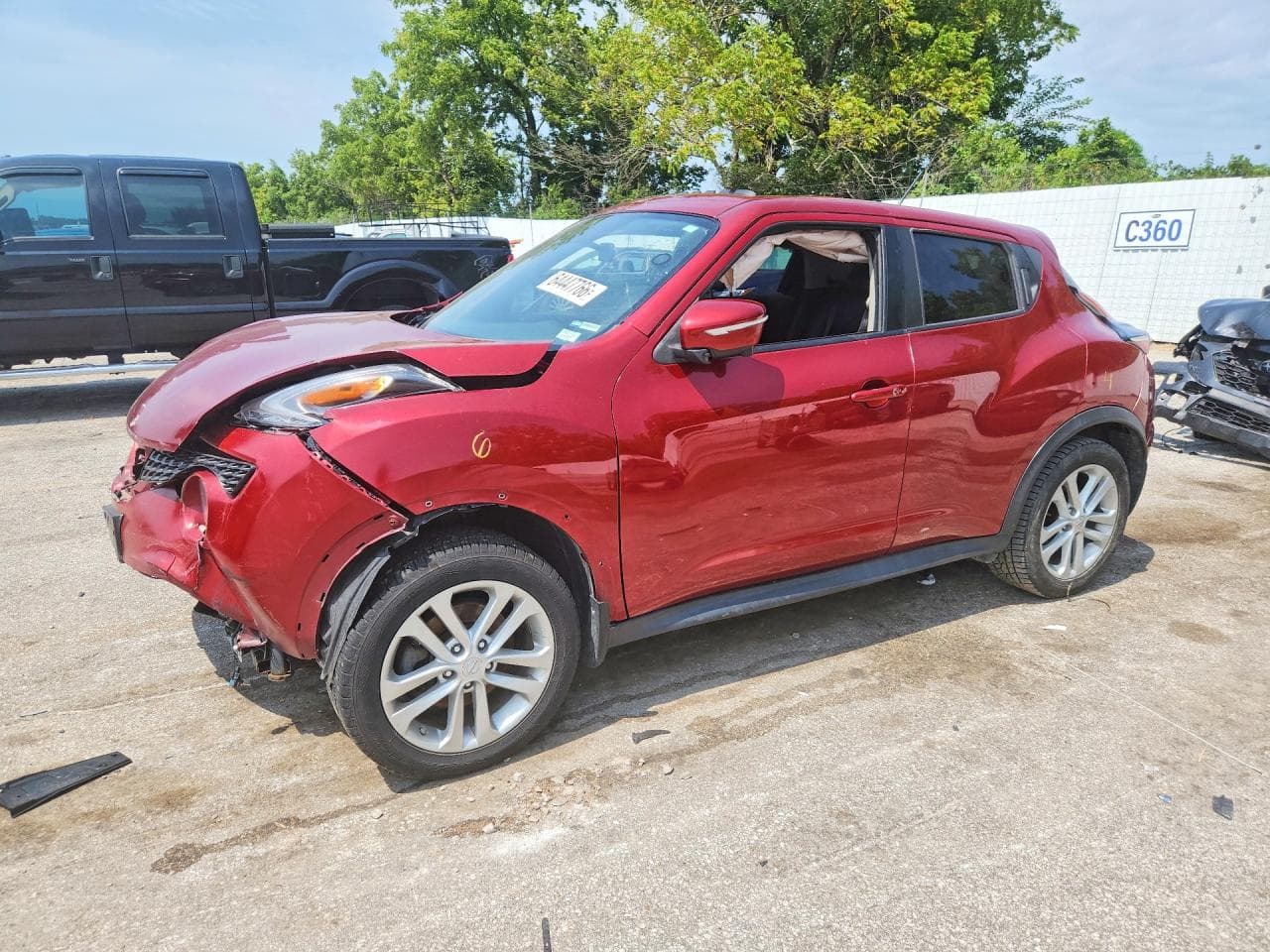 2015 NISSAN JUKE