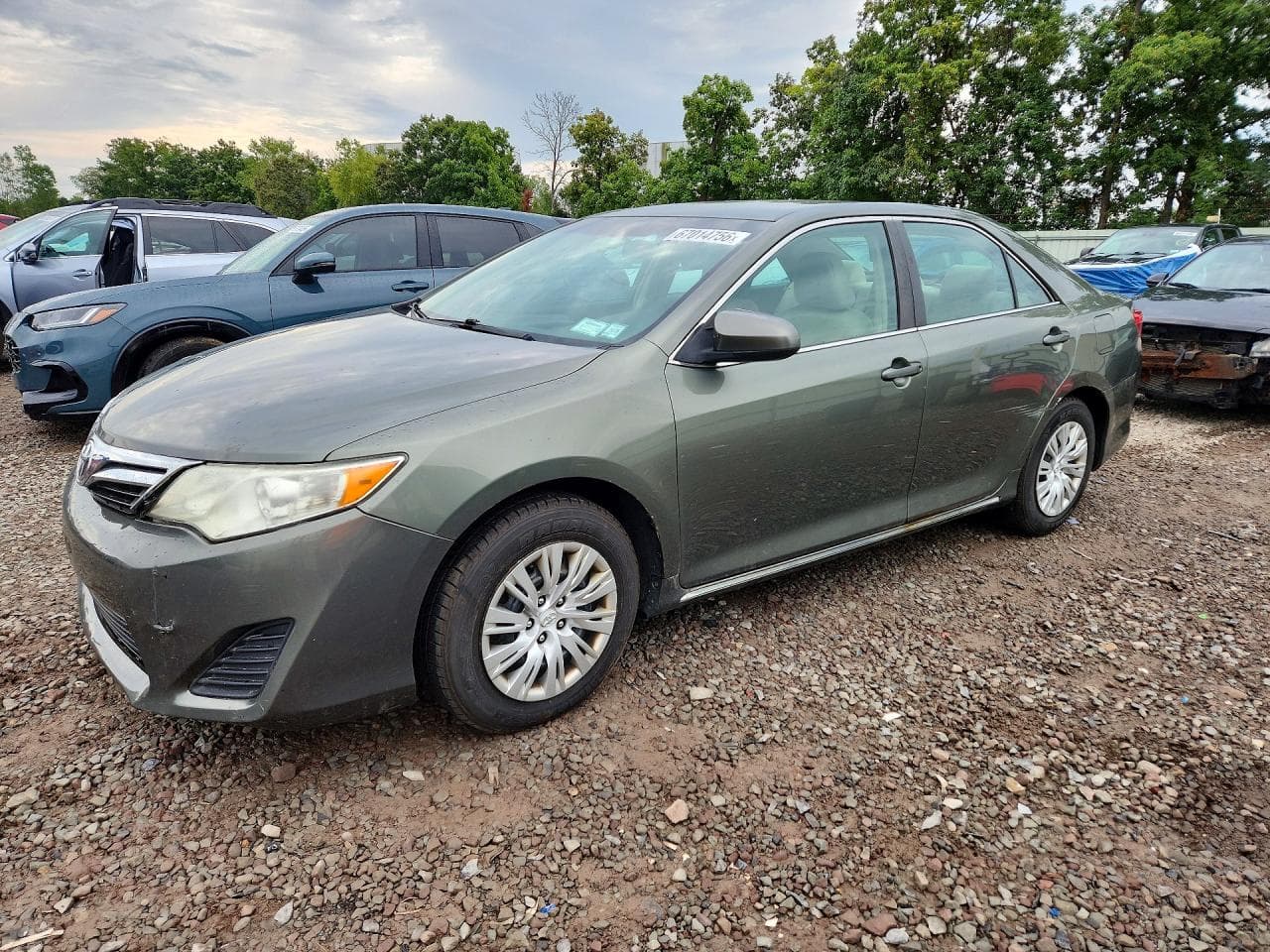 TOYOTA CAMRY