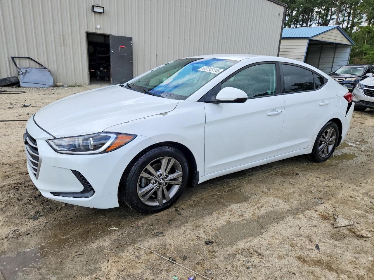 HYUNDAI ELANTRA