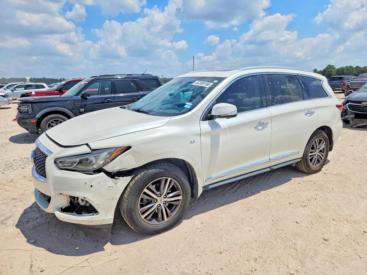2017 INFINITI QX60 BASE
