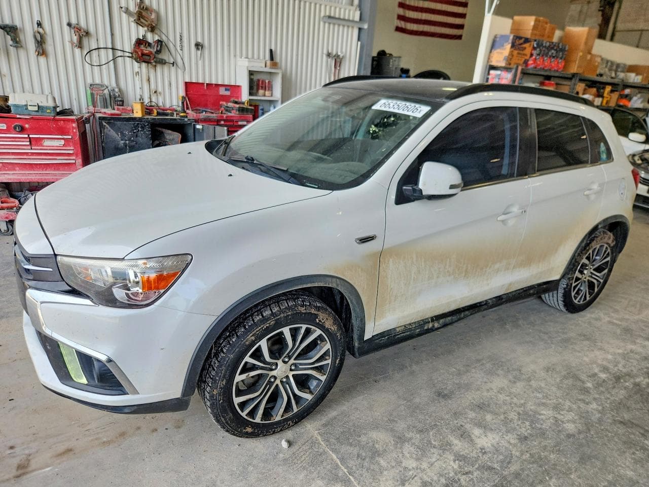 MITSUBISHI OUTLANDER SPORT