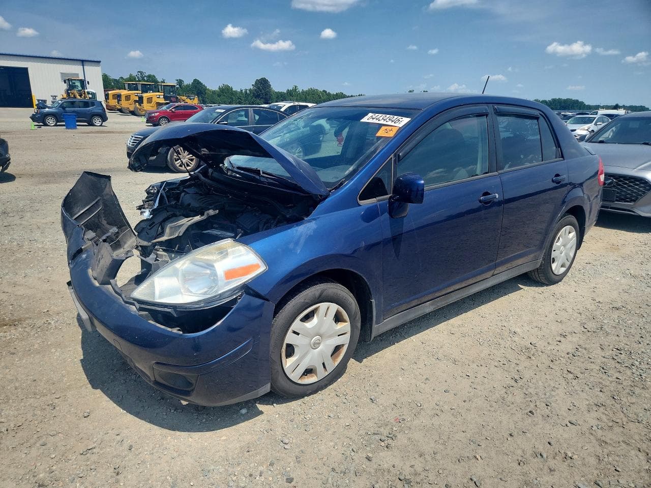 NISSAN VERSA 1.8