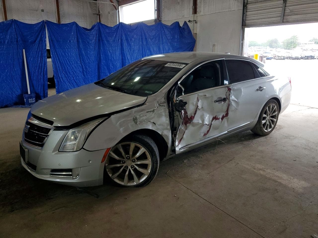 CADILLAC XTS
