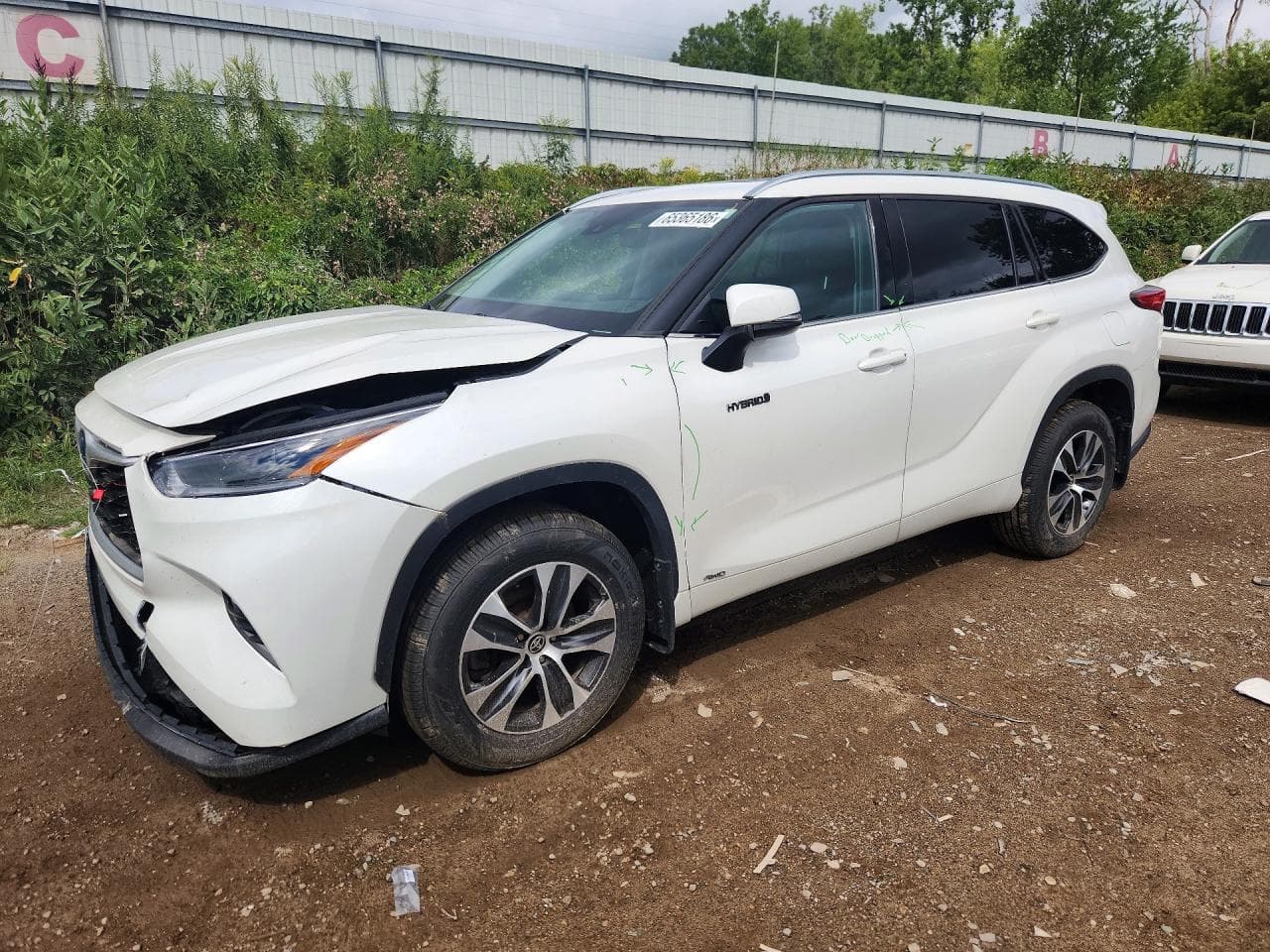 TOYOTA HIGHLANDER