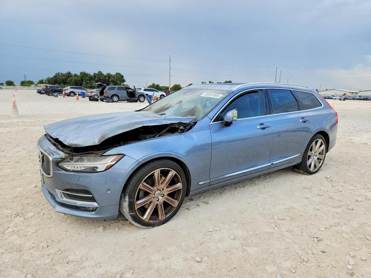 VOLVO V90