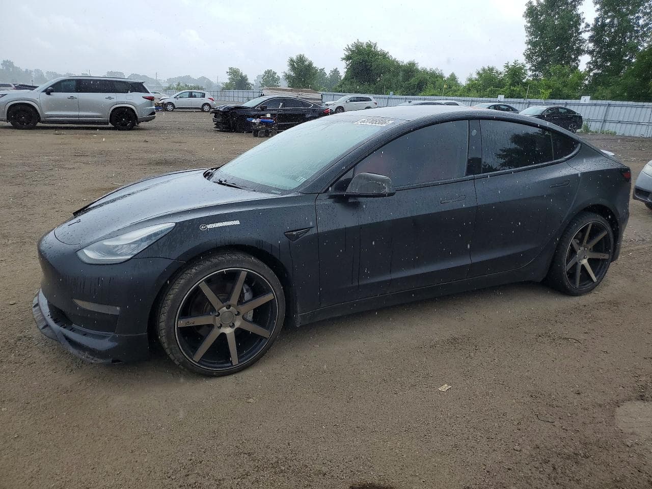 TESLA MODEL 3