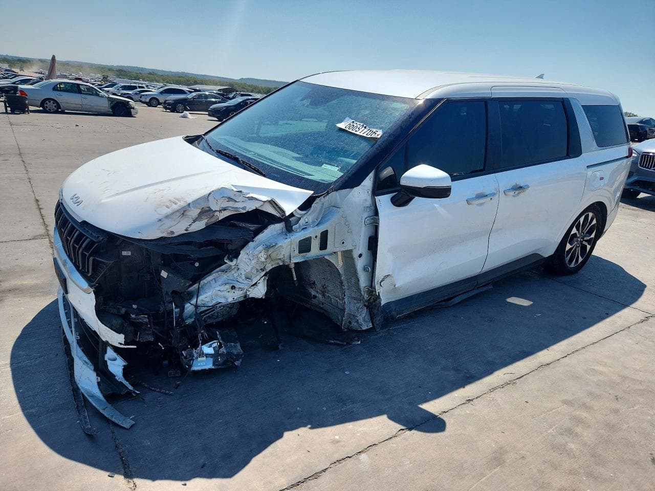 2024 KIA CARNIVAL