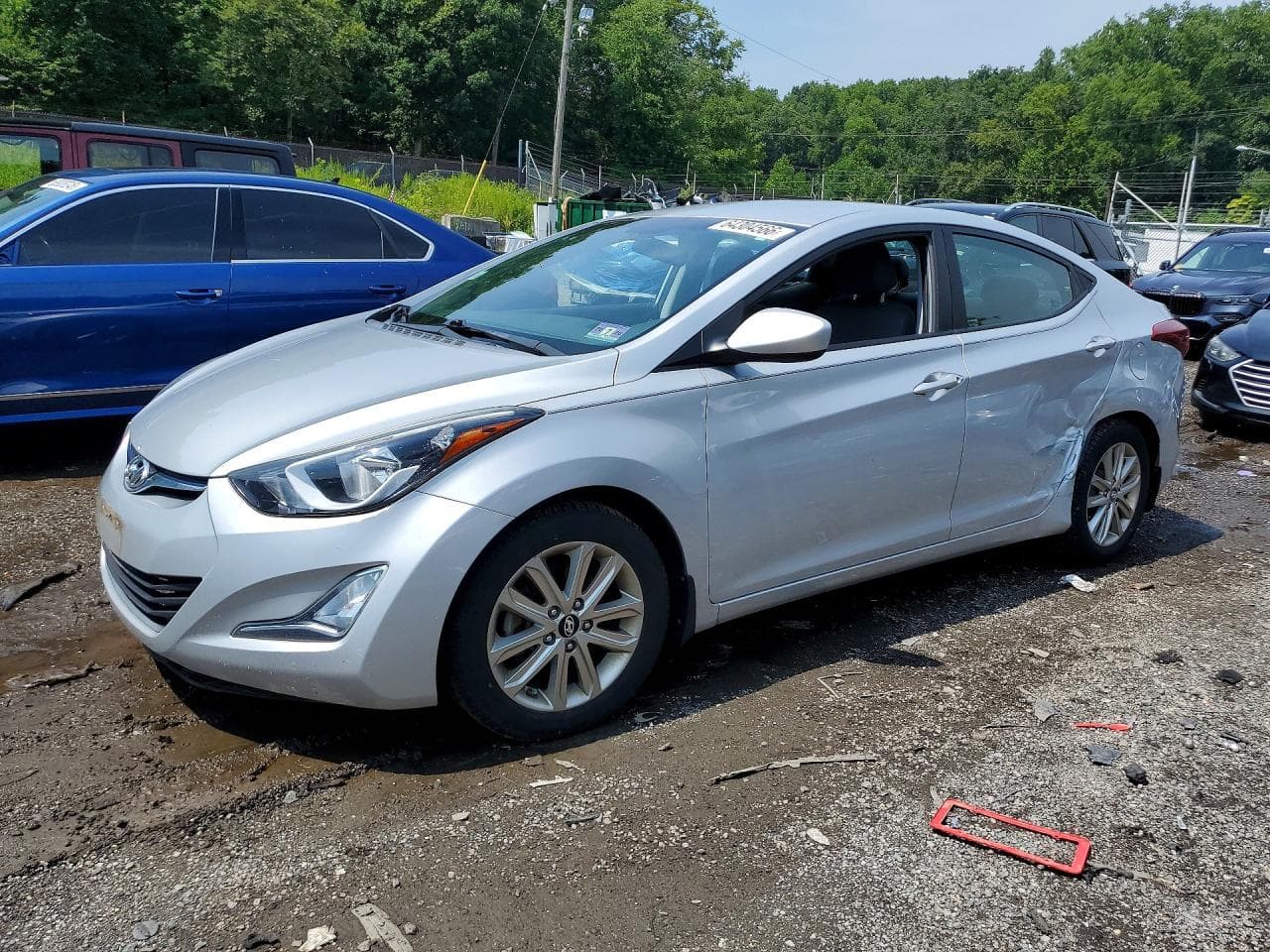HYUNDAI ELANTRA