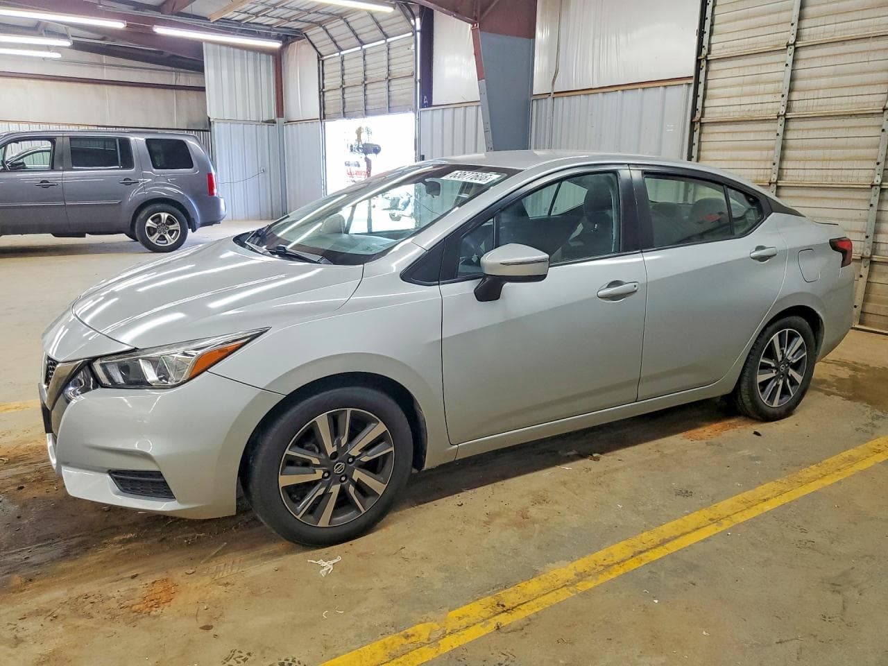 NISSAN VERSA