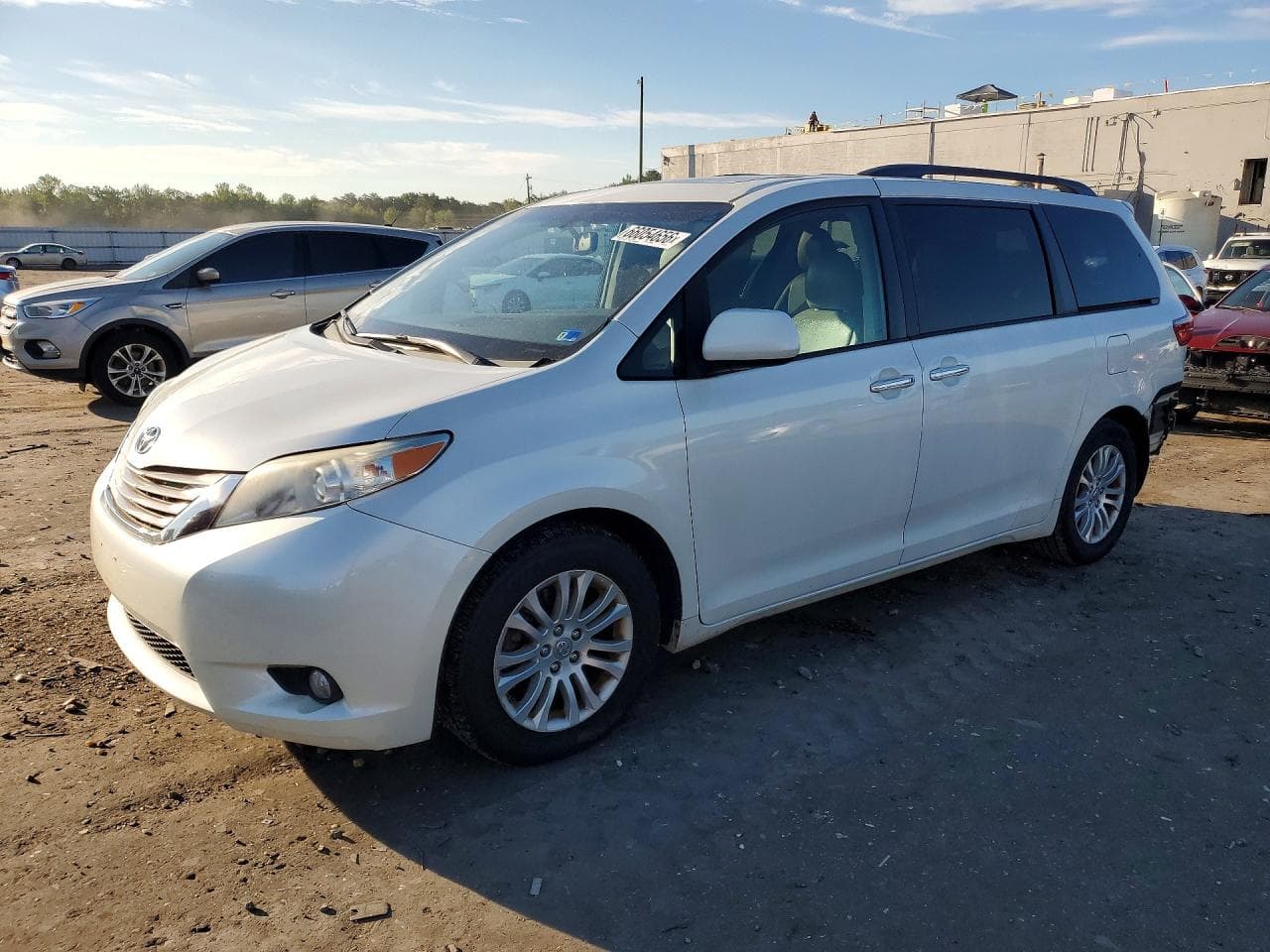 TOYOTA SIENNA