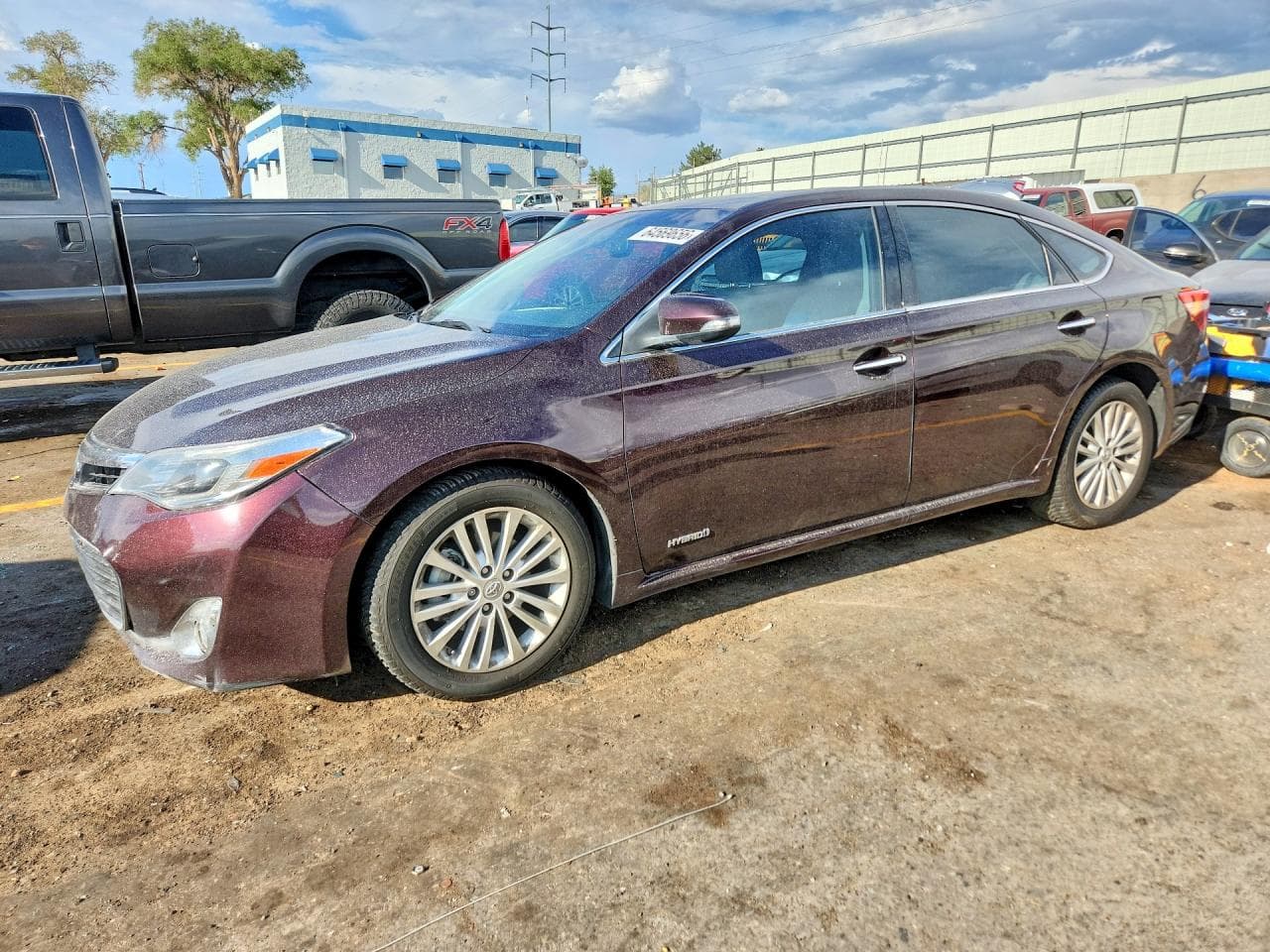 TOYOTA AVALON HYBRID 4D 2WD