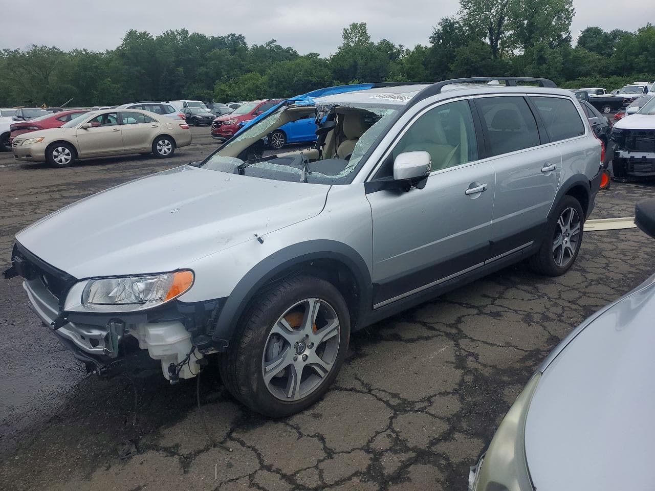 2015 VOLVO XC70