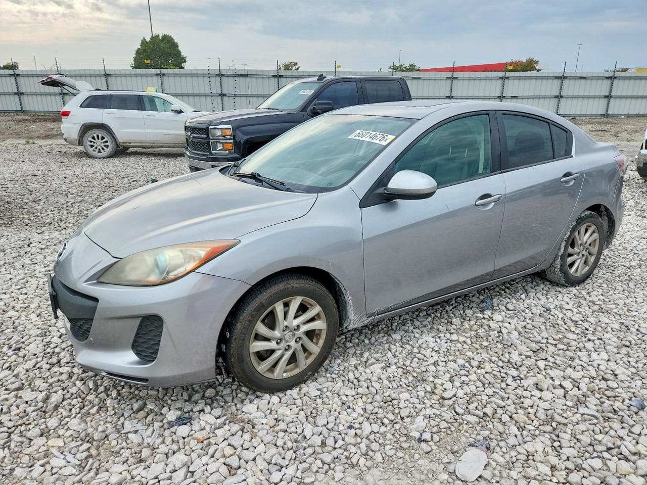 MAZDA 3