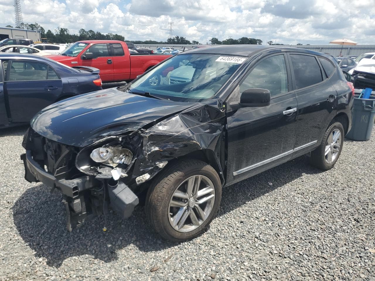 NISSAN ROGUE