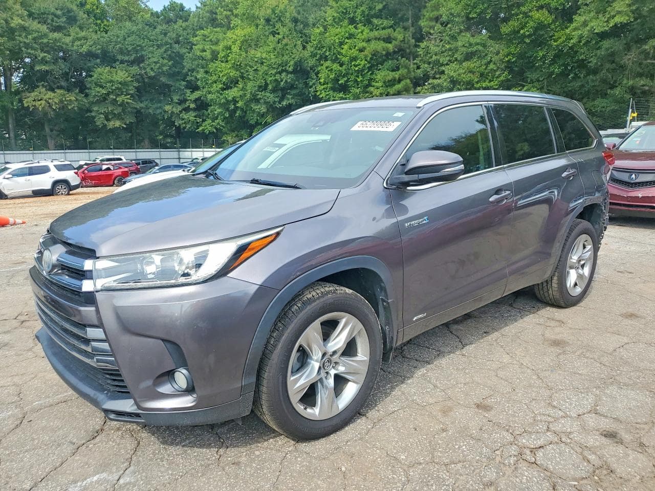 TOYOTA HIGHLANDER
