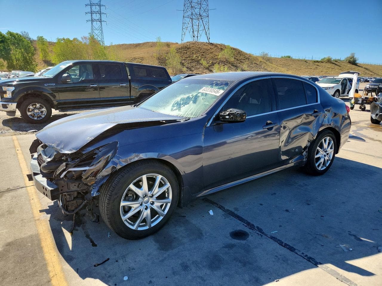 INFINITI G37 SEDAN