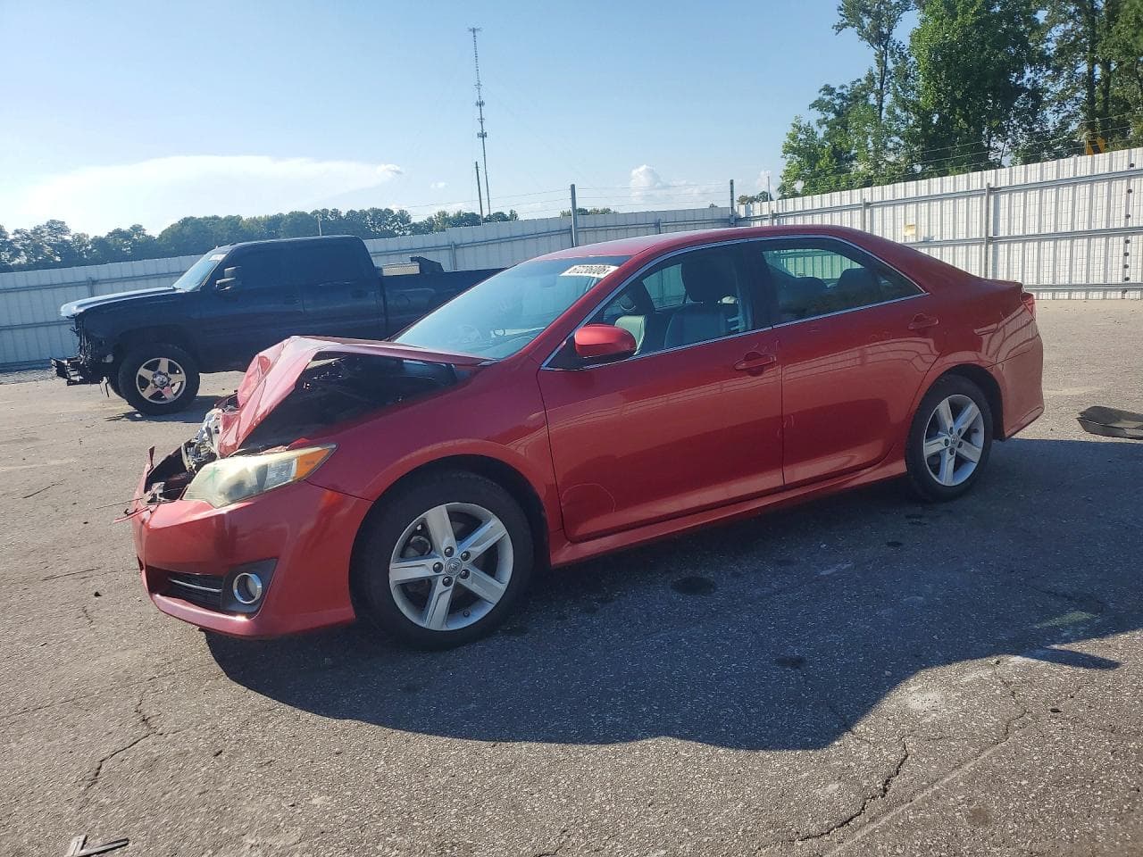 TOYOTA CAMRY