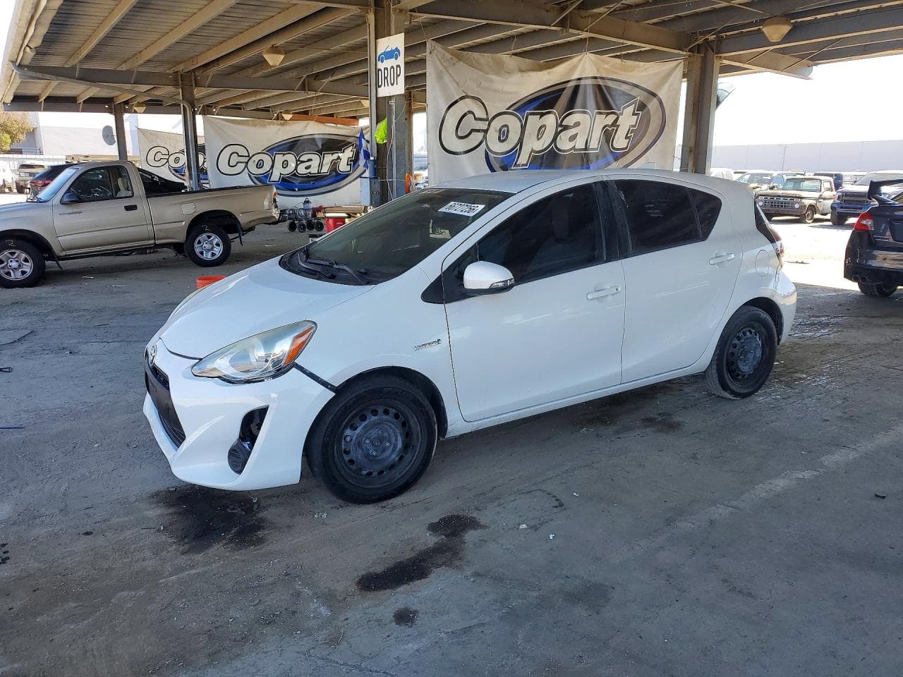 TOYOTA PRIUS C