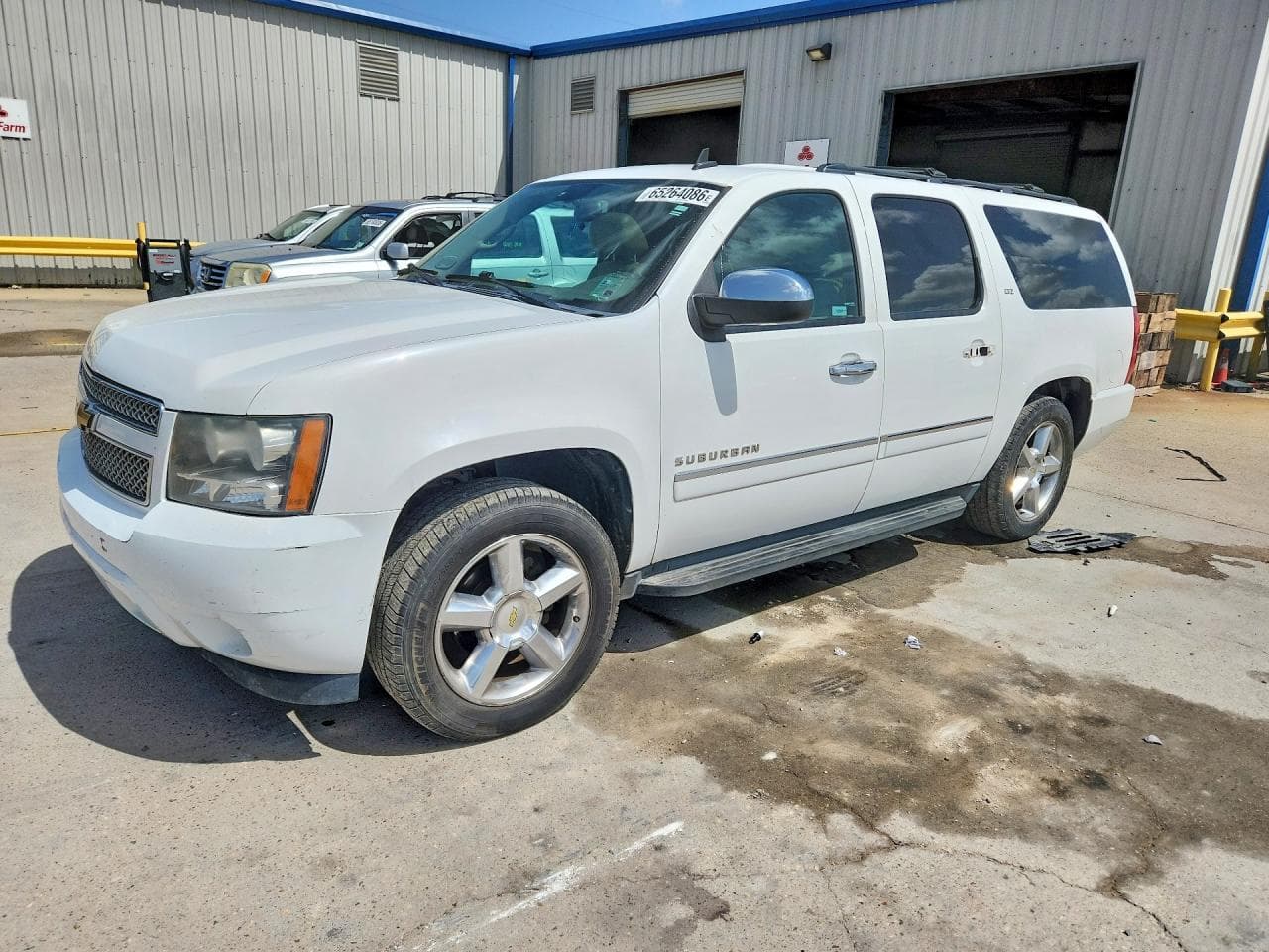 CHEVROLET SUBURBAN