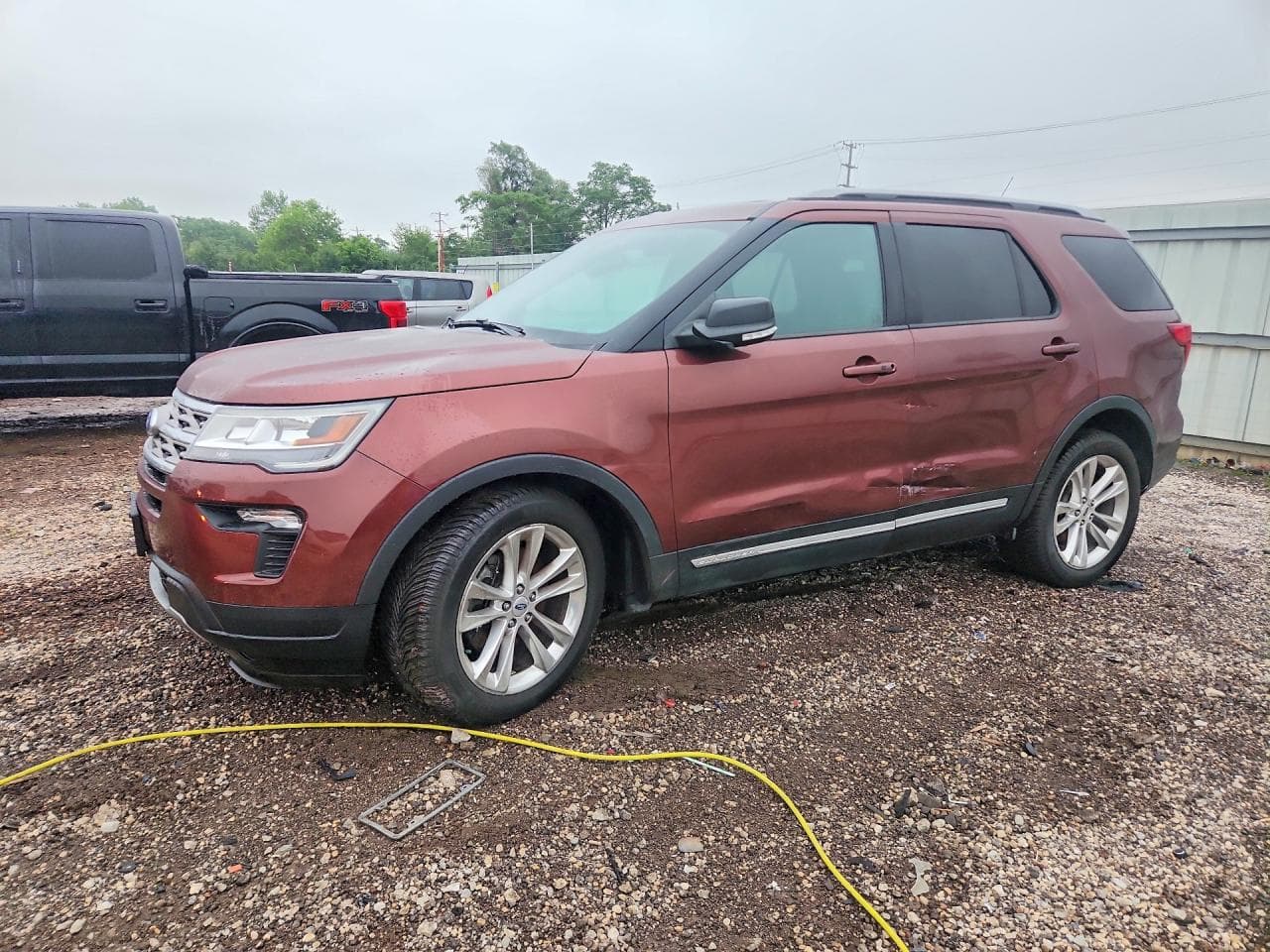 FORD EXPLORER