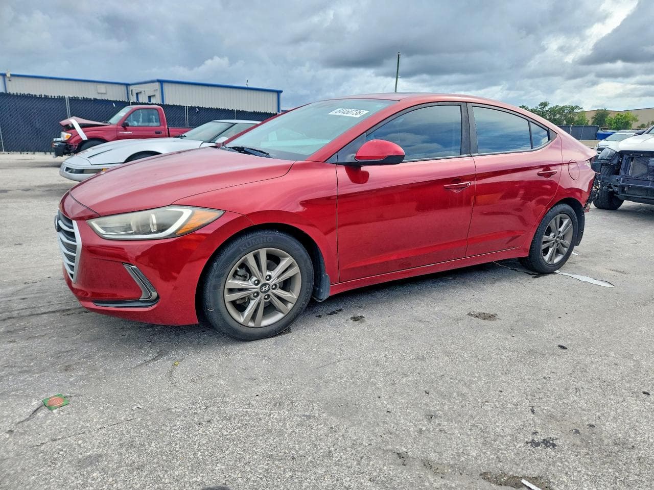 HYUNDAI ELANTRA