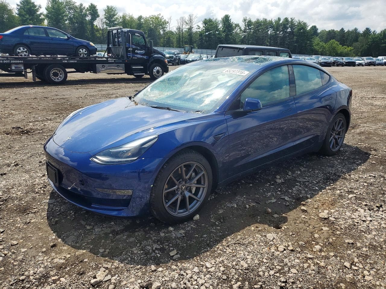 TESLA MODEL 3