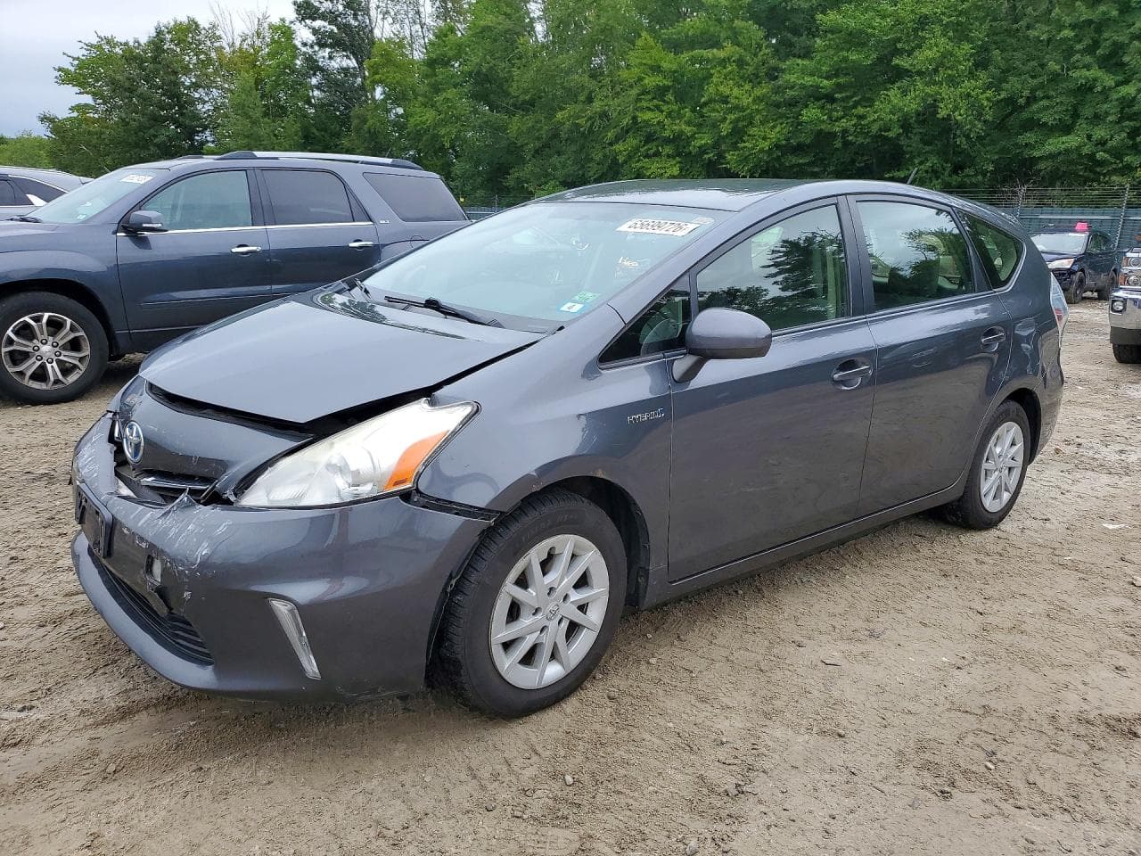 TOYOTA PRIUS V