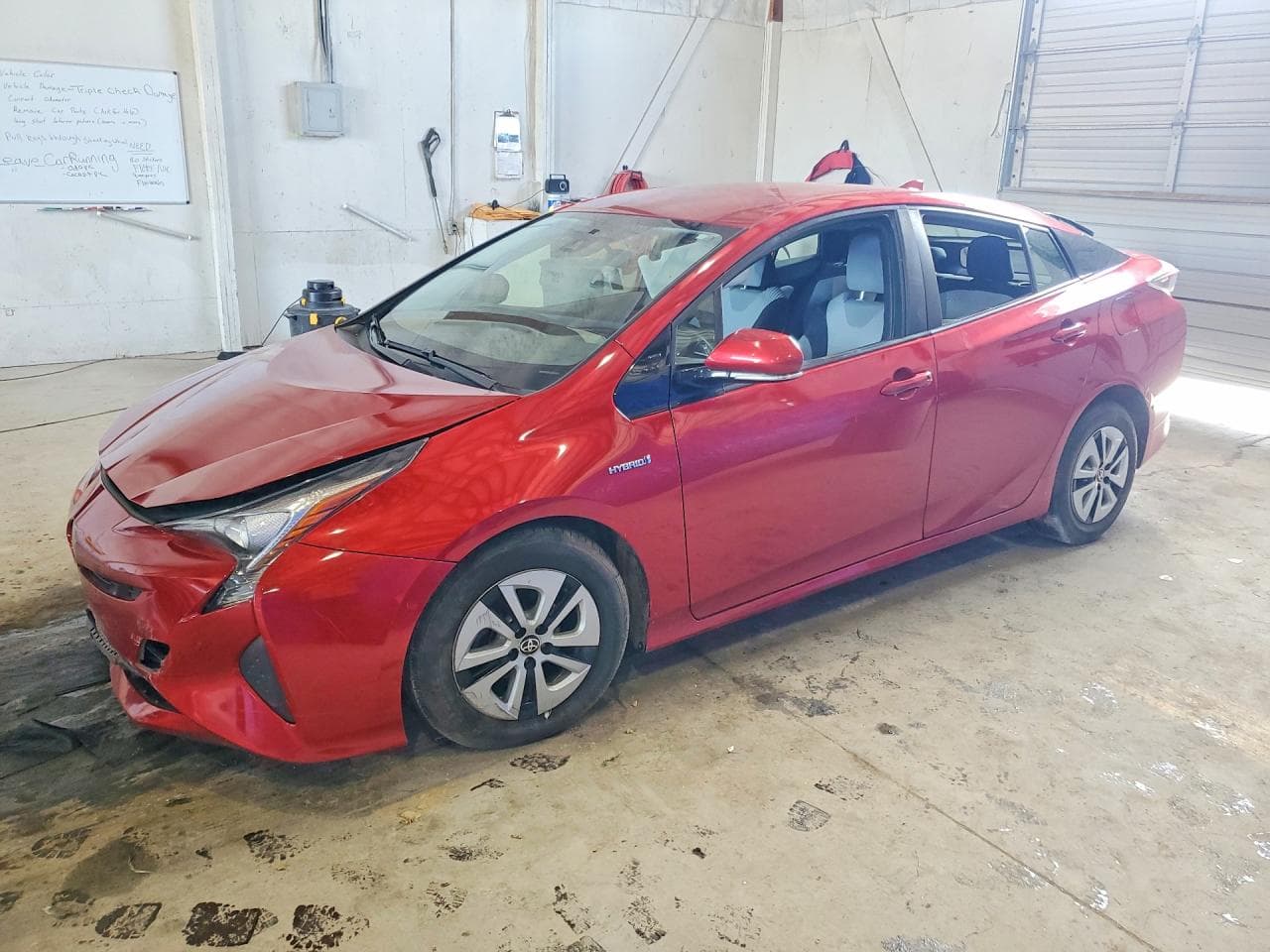 TOYOTA PRIUS THRE