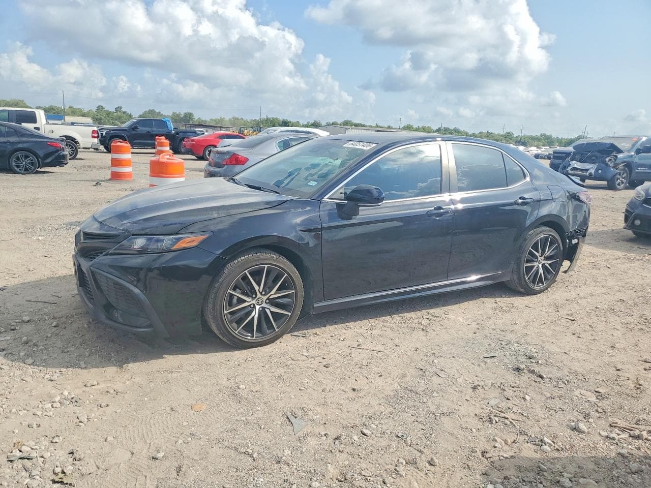 TOYOTA CAMRY