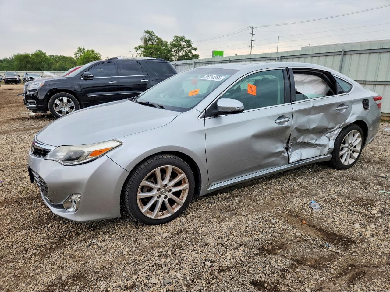 TOYOTA AVALON