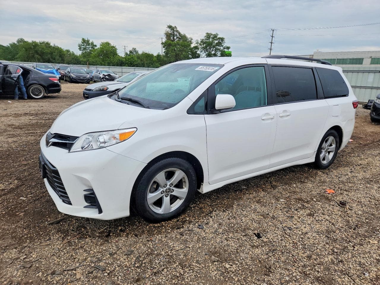 TOYOTA SIENNA