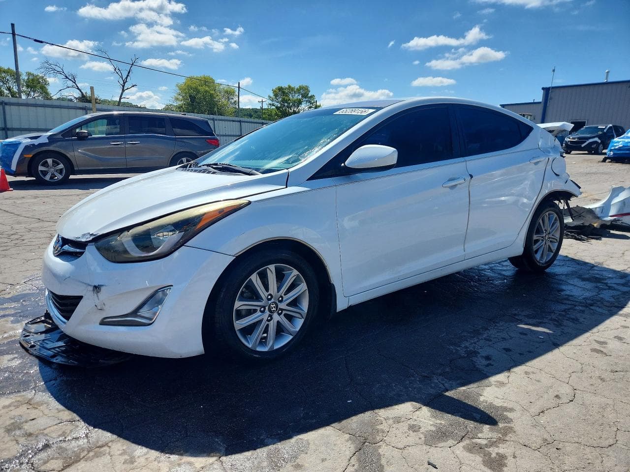 HYUNDAI ELANTRA