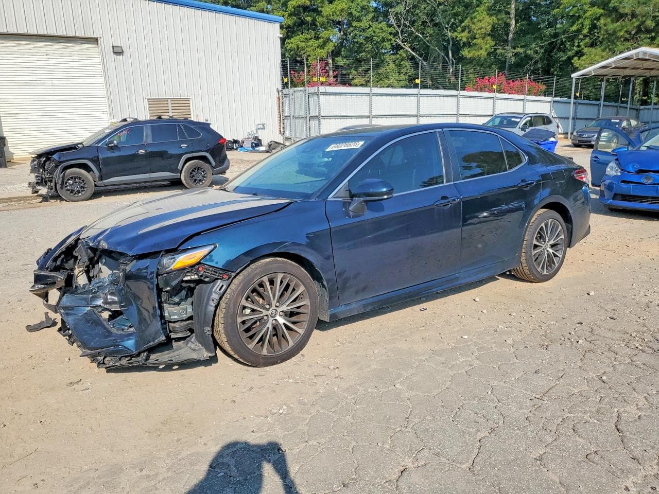 TOYOTA CAMRY