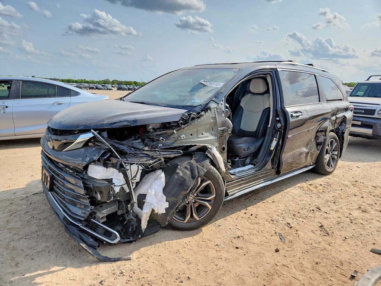 TOYOTA SIENNA