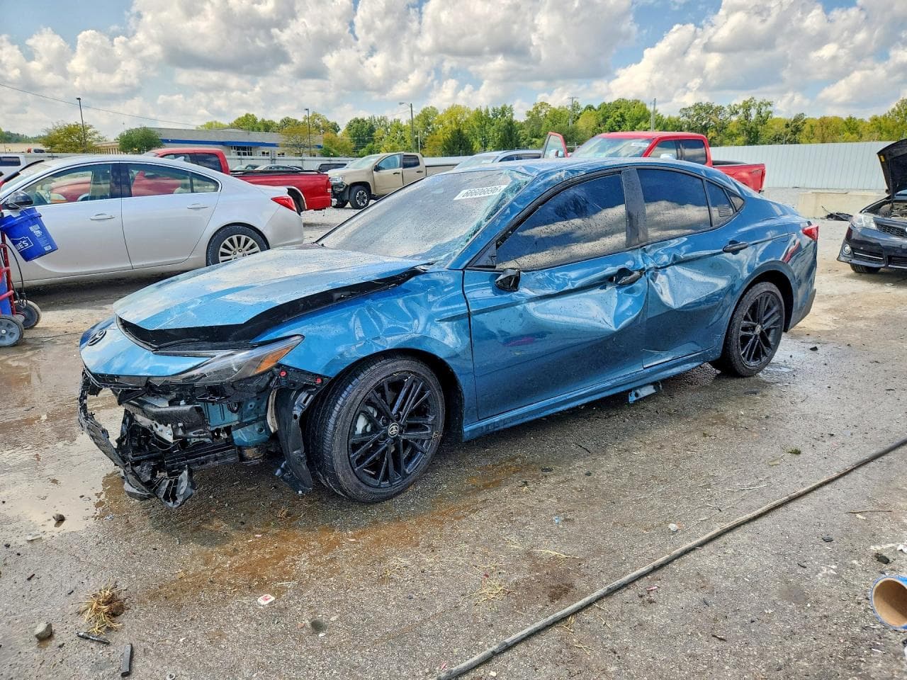 TOYOTA CAMRY