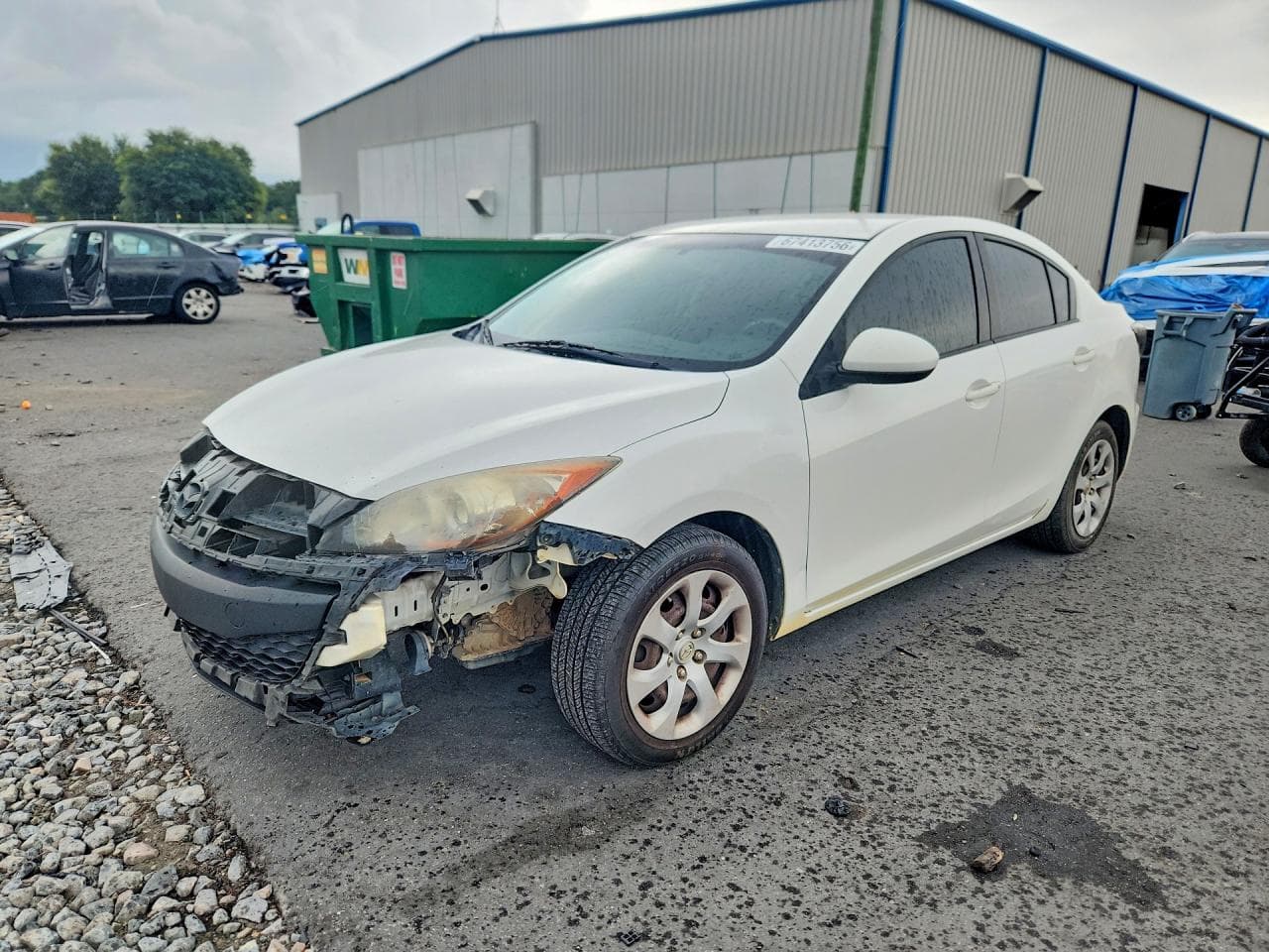 MAZDA 3