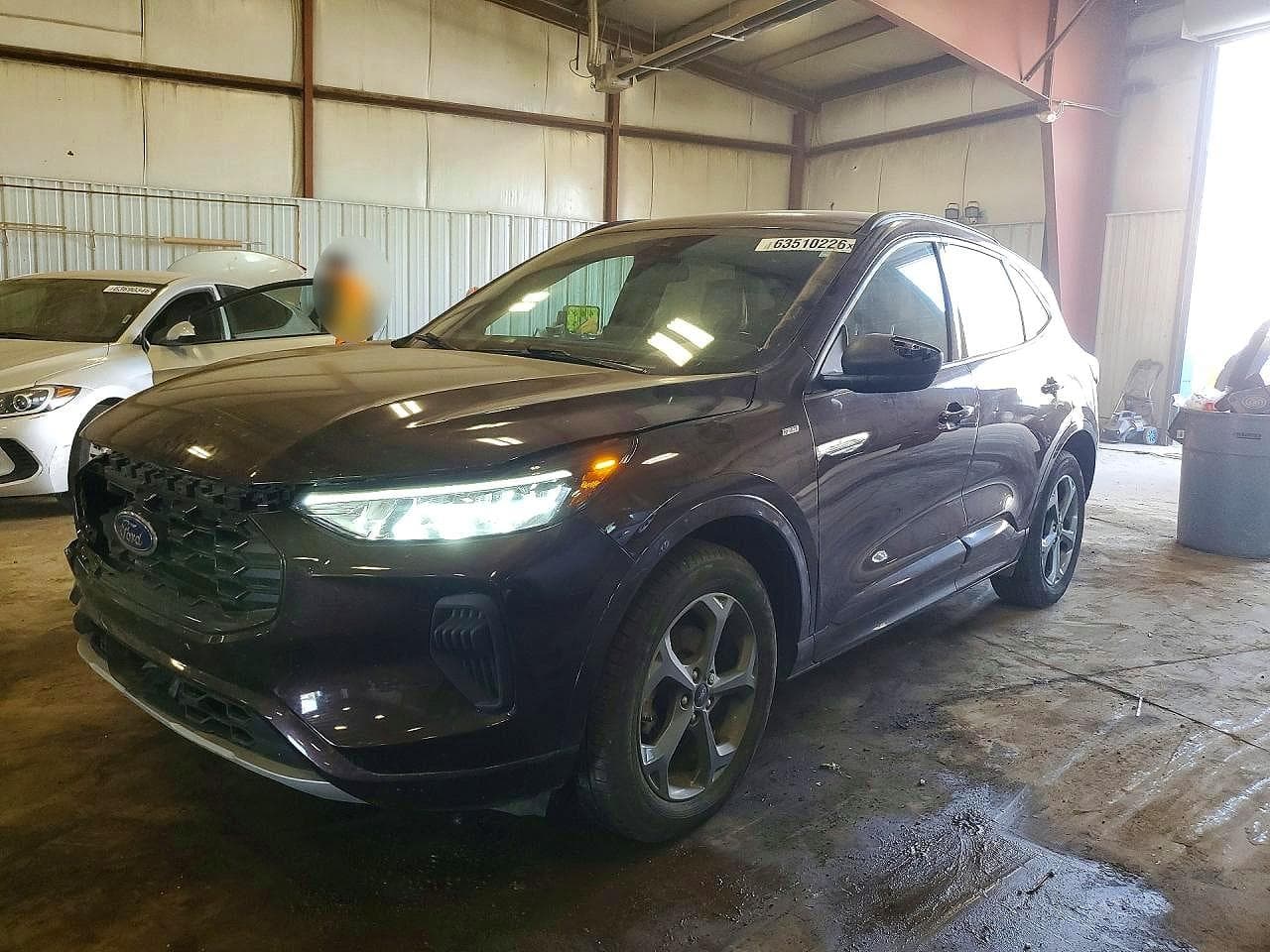 FORD ESCAPE