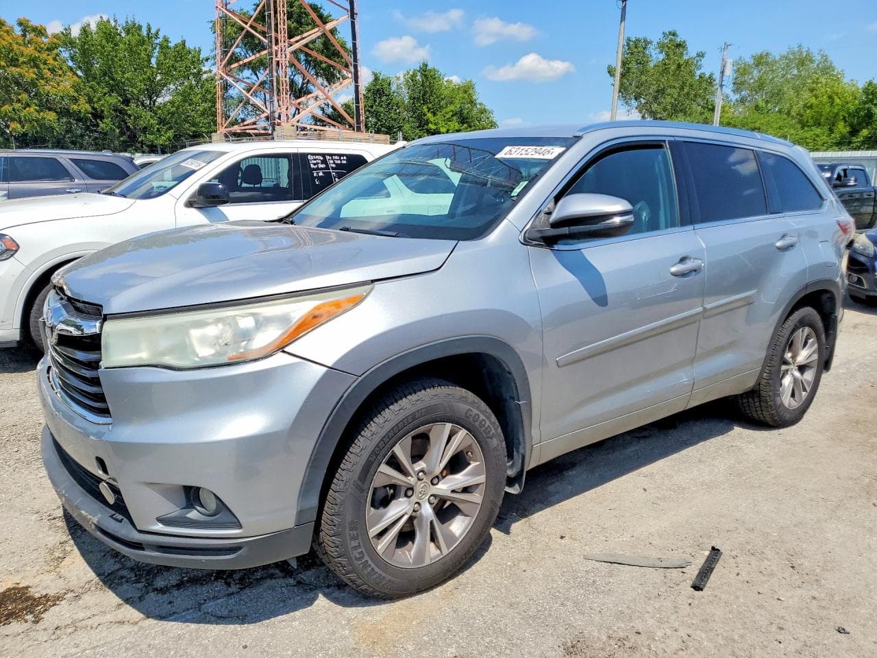TOYOTA HIGHLANDER