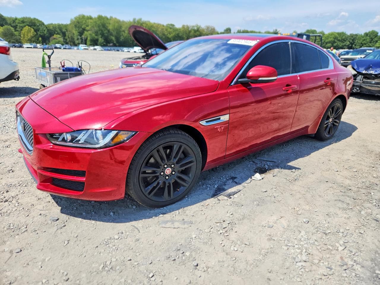JAGUAR XE