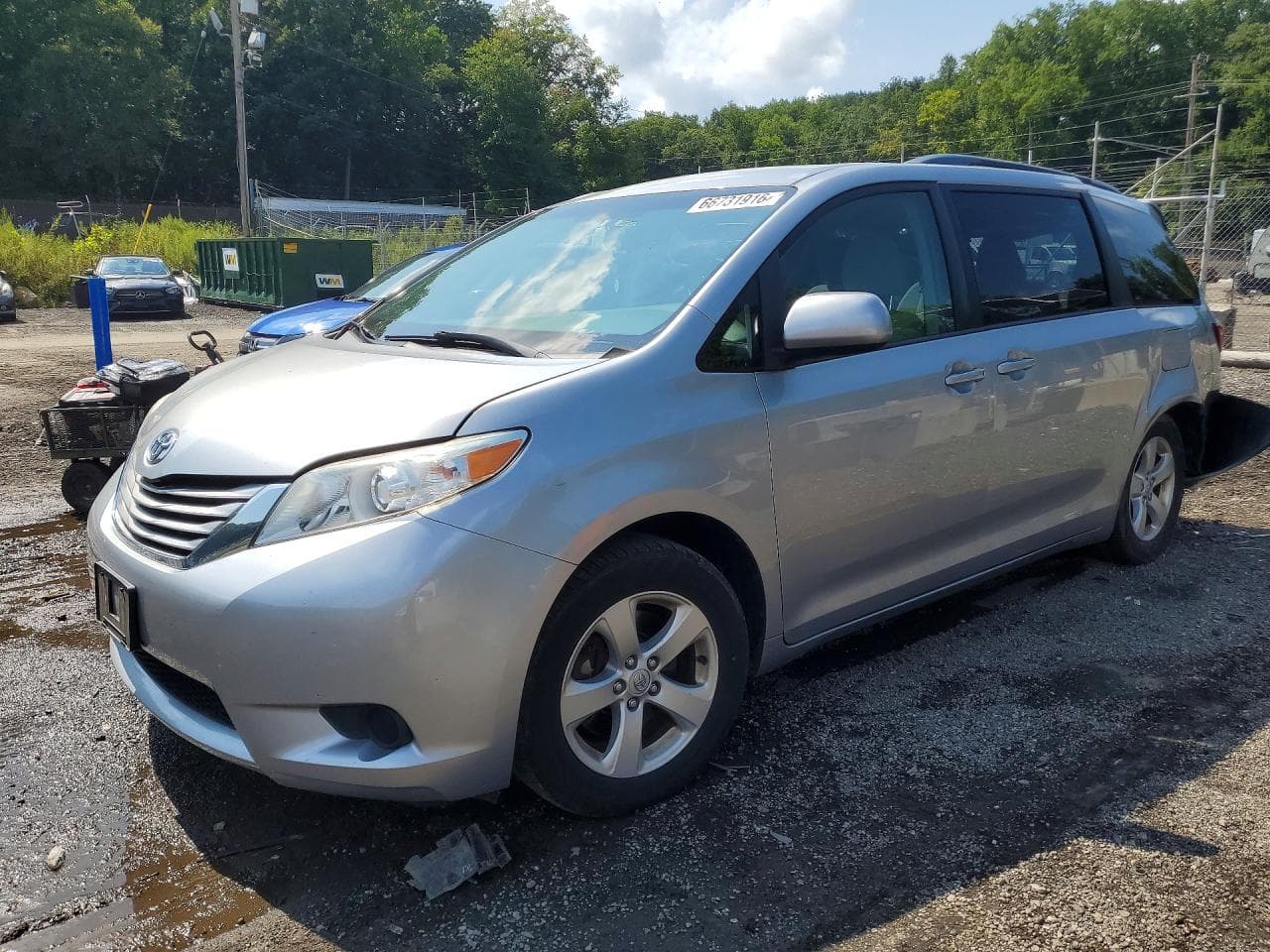 TOYOTA SIENNA