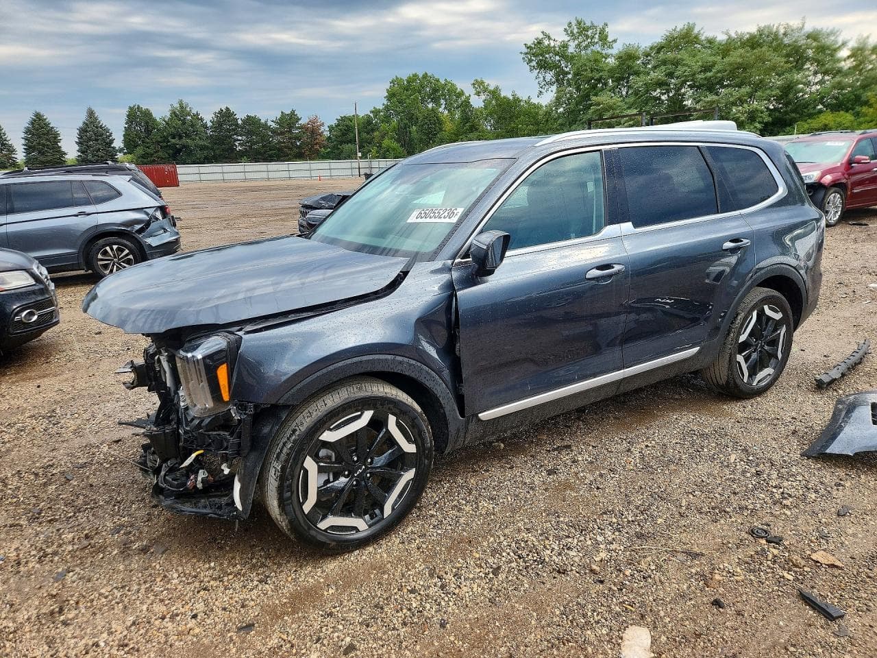 KIA TELLURIDE