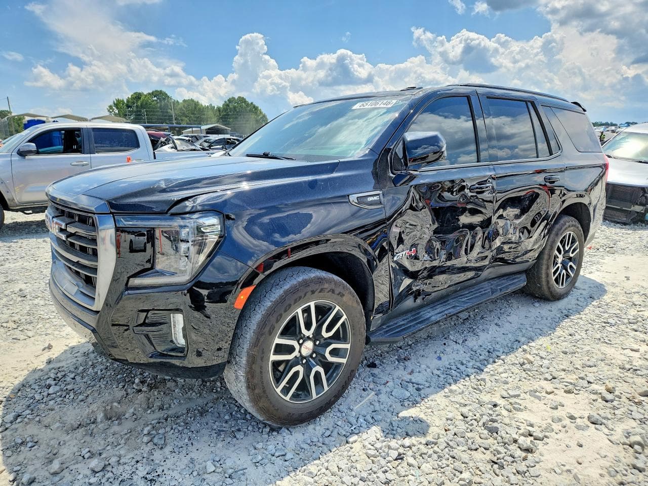 GMC YUKON