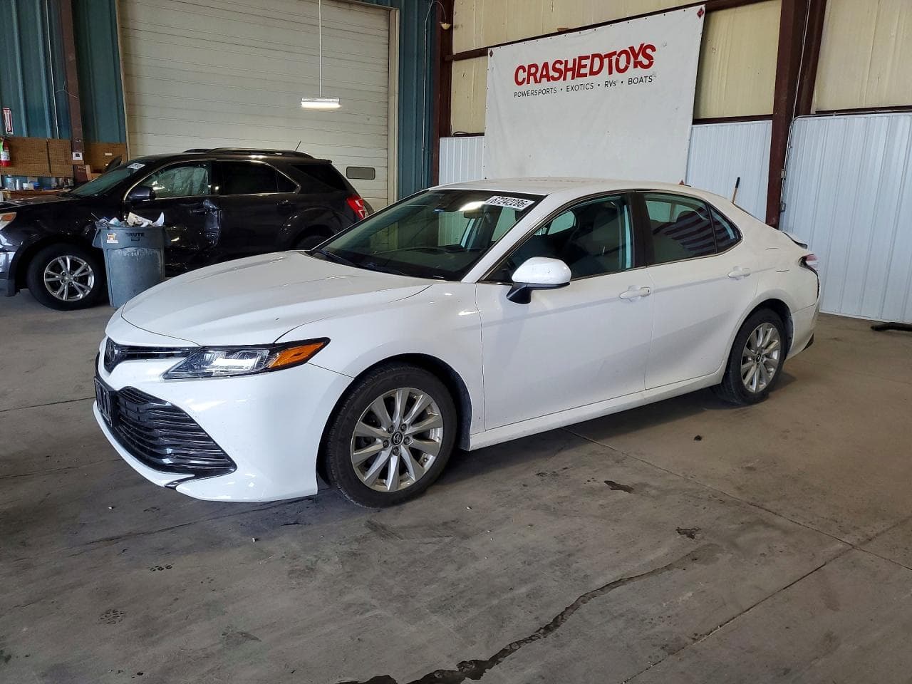 TOYOTA CAMRY