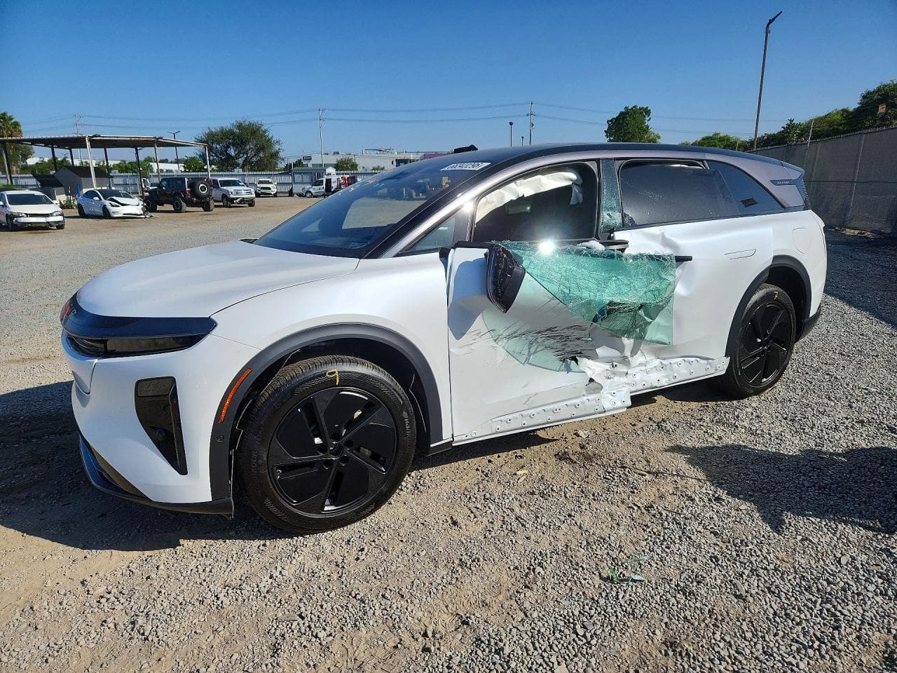 2026 LUCID MOTORS GRAVITY