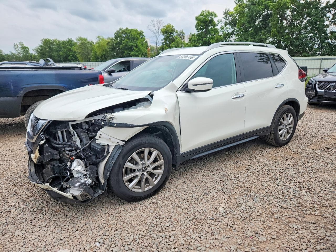 NISSAN ROGUE