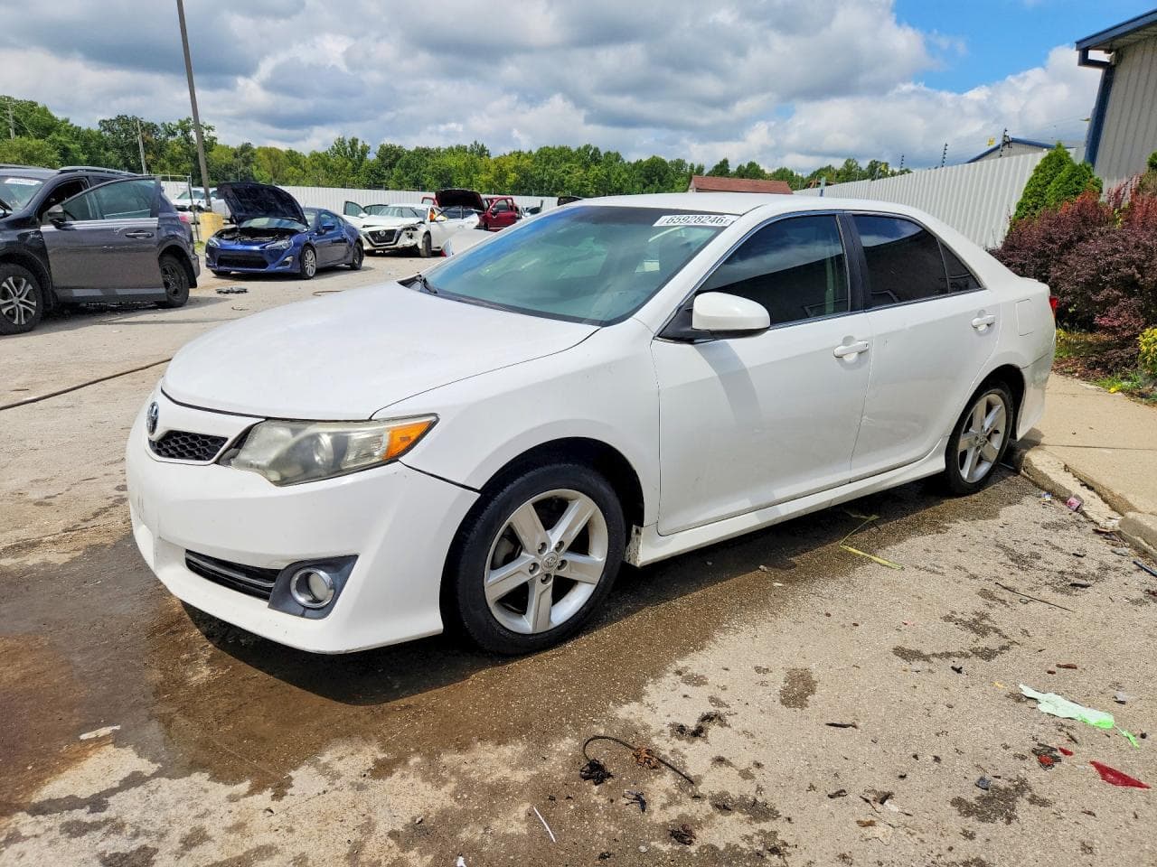 TOYOTA CAMRY